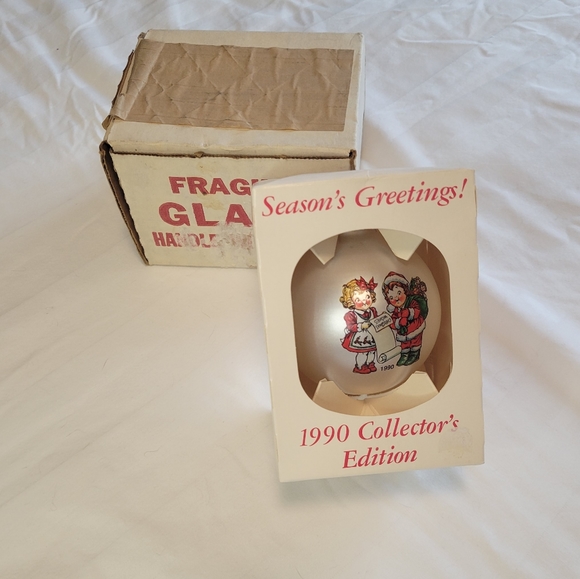 NEW Campbell Kids 1990 Collectible Ornament - Picture 2 of 2